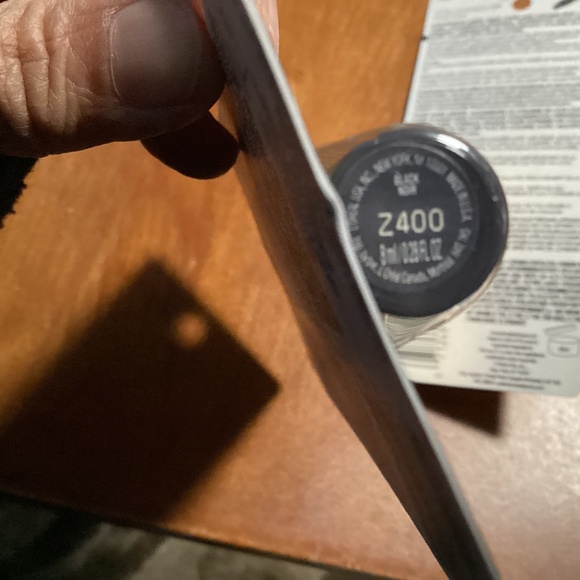 L’Oreal Mascara Voluminous 360 Black & 365 Black Brown - Picture 9 of 11